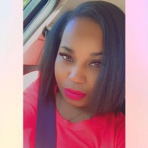 Meet your Posher, Pebbles